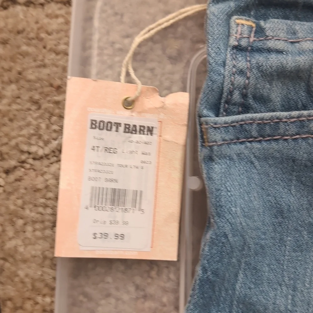 Jeans - Picture 3 of 3